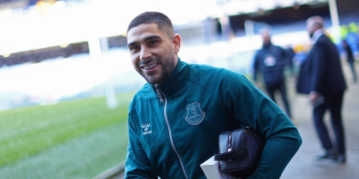 Everton wanted to sign "outrageous" £67m star but got Maupay instead