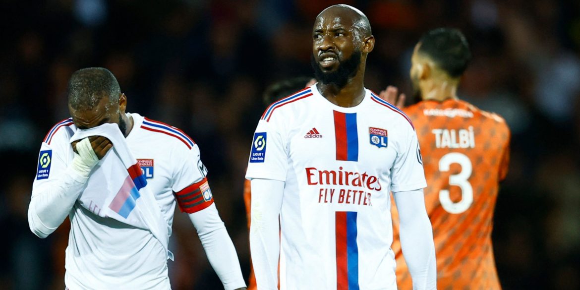 Everton: Dyche eyeing bargain swoop for £52k-p/w striker at Goodison Park