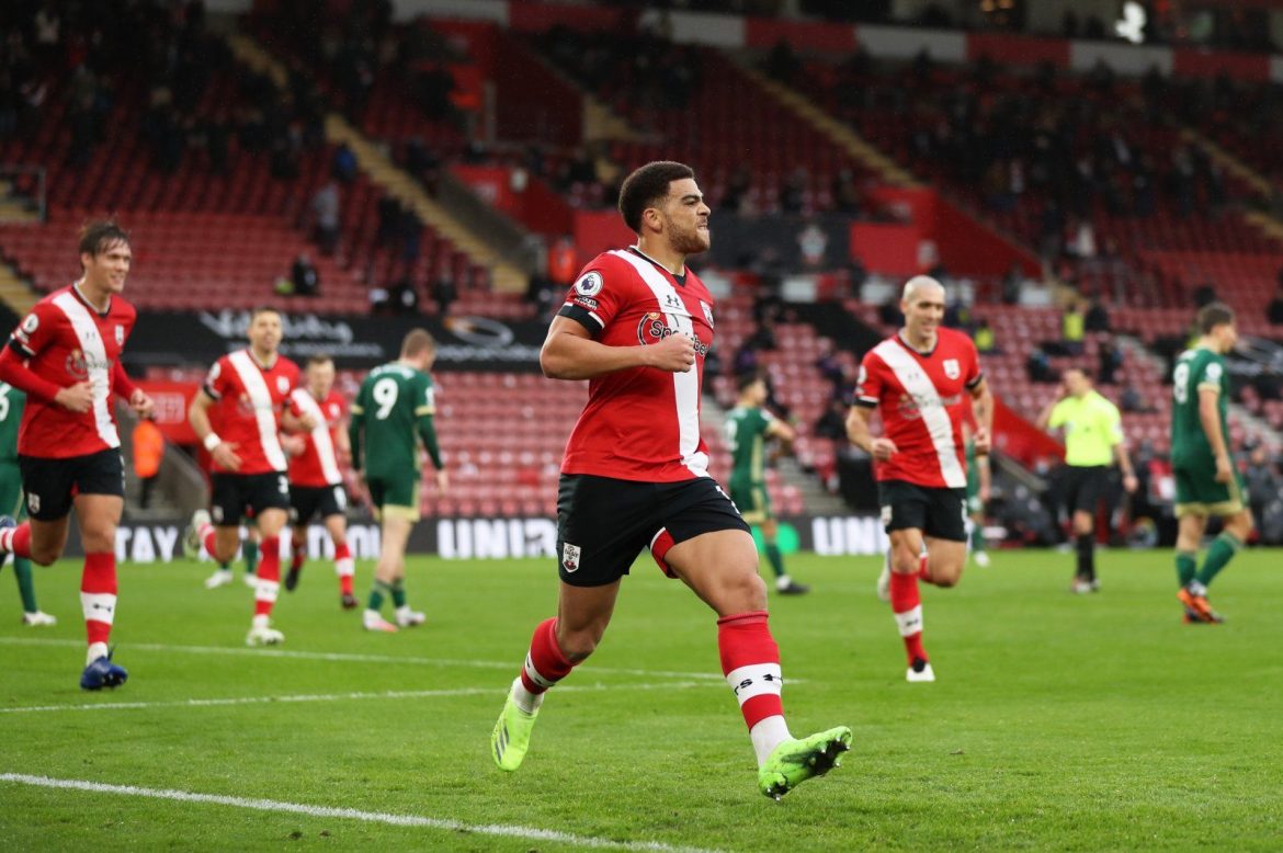 Adams blasted by Southampton fans vs West Ham %%sep%% %%sitename%%